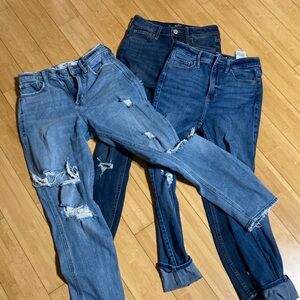 Lot of 3 Hollister yet distressed jeans size 0s.